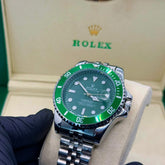 ROLEX SUBMARINER THE LEGENDARY DIVE WATCH