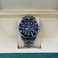 Icon of Luxury The Rolex Submariner